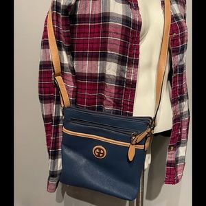 Women’s crossbody purse